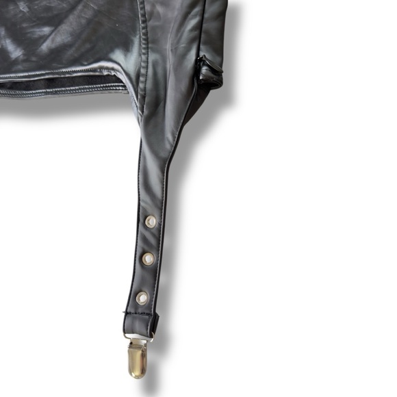 Manière De Voir Black Vegan Leather Corset Top Bustier Garter Detail UK 16 US 12 - Picture 3 of 7